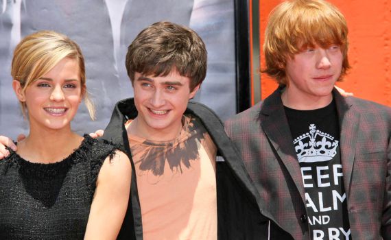 14 שנים אחרי: כוכבי "הארי פוטר" בקאמבק מרגש על הבמה