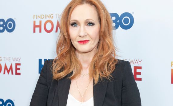 זאת התגובה של ג'יי קיי רולינג למתקפות הלהט"ב