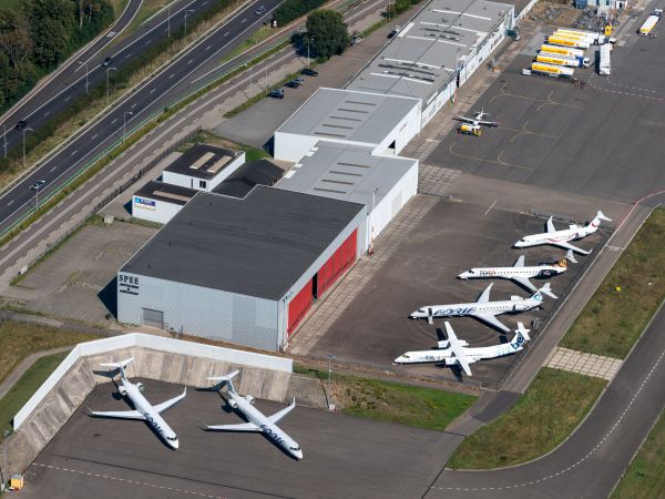 הולנד: שדה התעופה פונה לאחר דיווח על פצצה