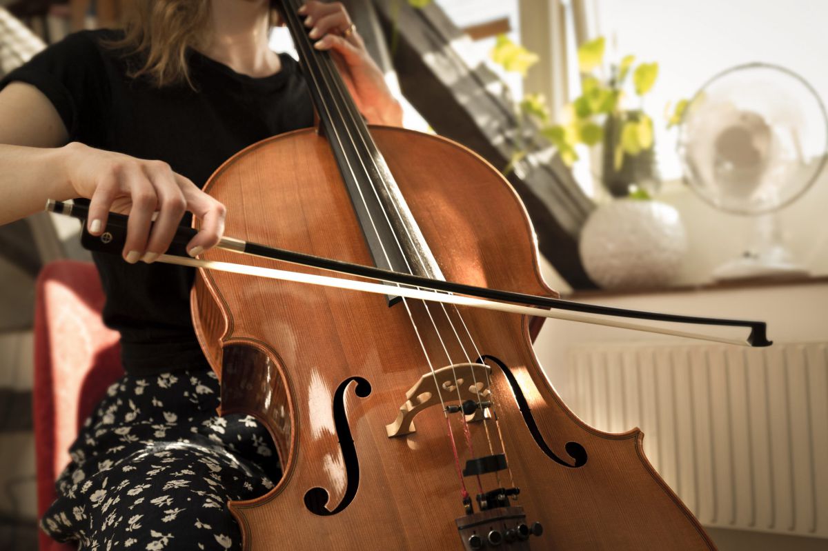 צ'לו לארוחת בוקר | ביקורת ספרים