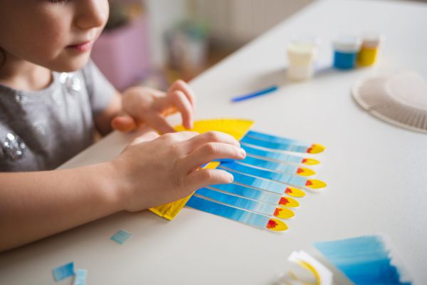 עשה זאת בעצמך: 3 רעיונות לקישוטים מקוריים לחנוכה