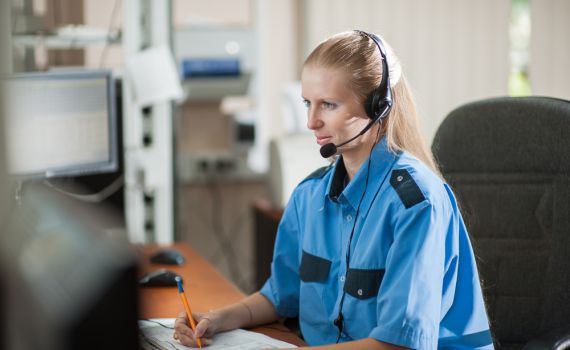 "משטרה שלום אני רוצה להזמין פיצה" | הפוסט והתגובה