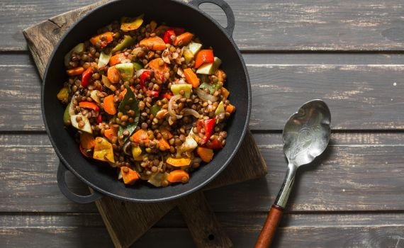 מושלם לחורף: מתכון לנזיד עדשים