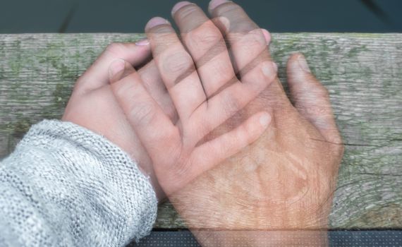 ארווין יאלום ובת זוגו כתבו ספר יחדיו והתוצאה מרגשת