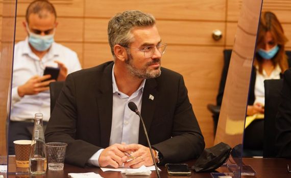 אחרי הסערה | טופורובסקי התנצל: "זו לא דוגמא"