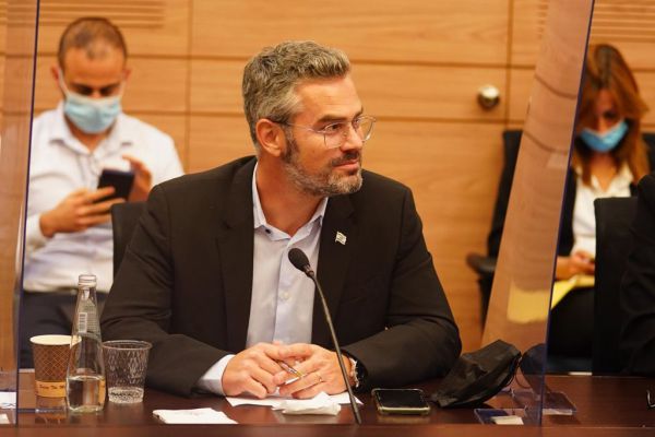 אחרי הסערה | טופורובסקי התנצל: "זו לא דוגמא"