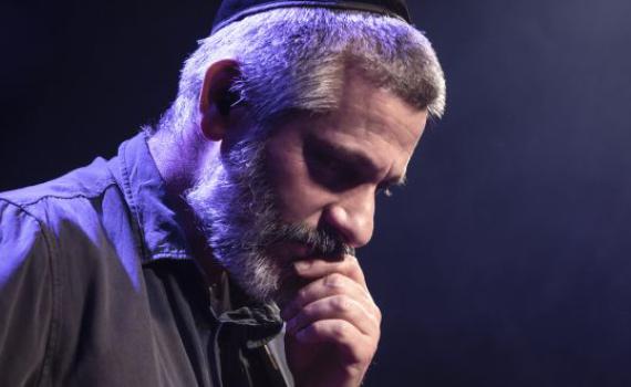 "רוצה להציף את הכאב": אביתר בנאי בסינגל חדש