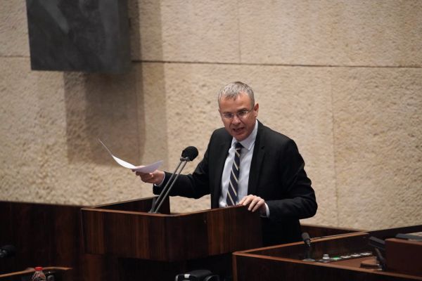 אתגר לימינה: החוק של יריב לוין עולה שלב