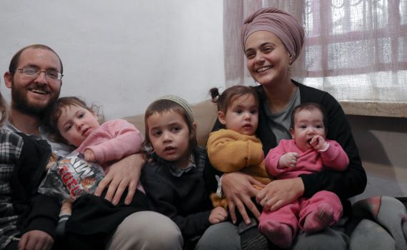 נס: פצועת הפיגוע בשמעון הצדיק שוחררה לביתה