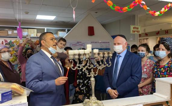 טקס הדלקת נרות מרגש במחלקת הילדים בהדסה