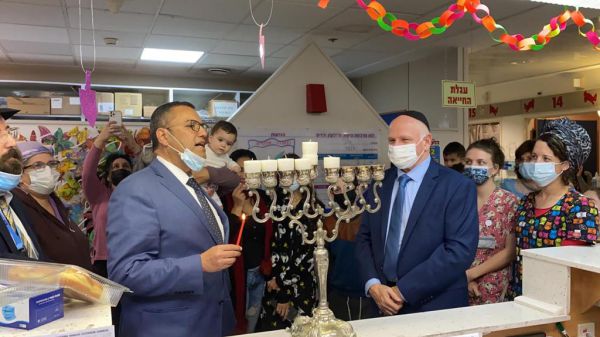 טקס הדלקת נרות מרגש במחלקת הילדים בהדסה