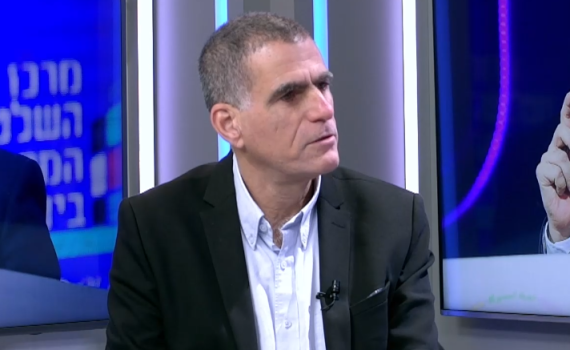 אין סימטריה; אנחנו החזקים, הפלסטינים הם הצד החלש