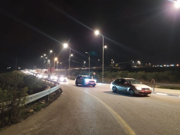 שטח  צבאי סגור בחומש: מאות עושים דרכם ברגל