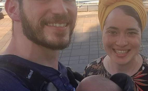 שירה איש-רן: "מתחבטים בין הכאב והצער להודיה ולניסים"