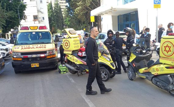 תל אביב: בן 70 נדרס על ידי קורקינט מצבו קשה