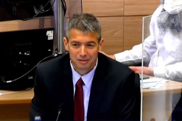 צפו: עימות גפני יועז הנדל בוועדת הכלכלה