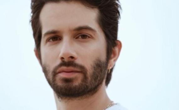 אזרחות זרה וכישרון חיקוי: דברים שלא ידעתם על רן דנקר