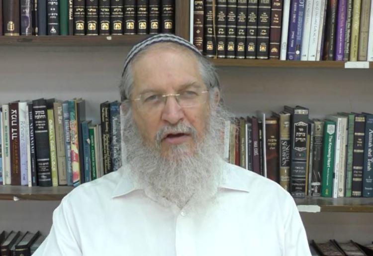 הסערה באולפנת שעלבים | רב היישוב בתגובה ראשונה