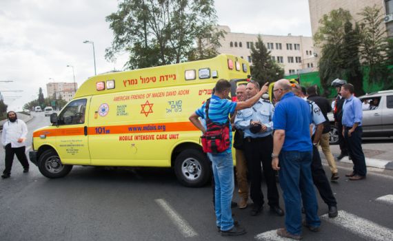 אירוע ירי בלוד: גבר כבן 60 במצב קשה עם חבלת ראש