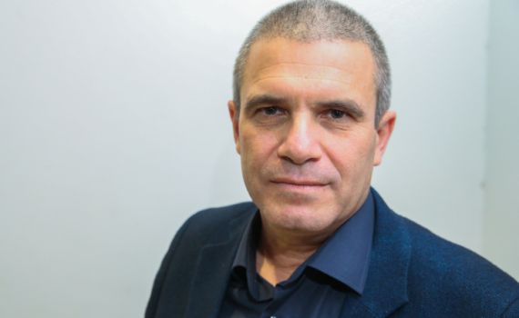 אחרי הדיווחים: גל הירש חושף את מצבו הרפואי