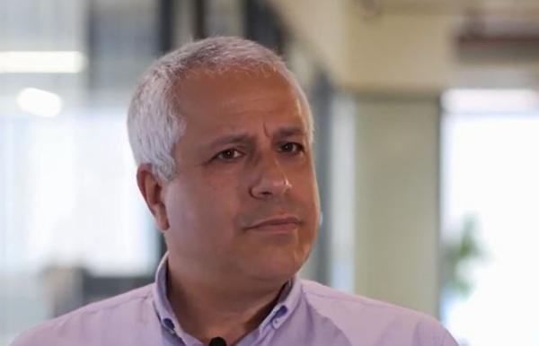 הסמנכ"ל הבכיר ריגש: ההחלטה של בתי לקראת בת המצווה