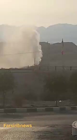 צפו: פיצוץ צינור גז בבית זיקוק בדרום איראן