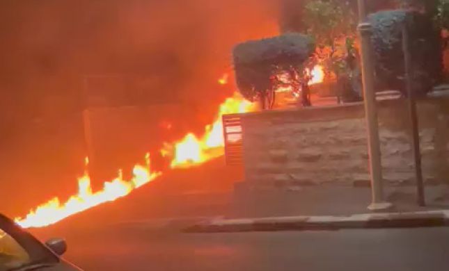  חשד להצתה: רכבו של ראש העיר עלה באש • צפו