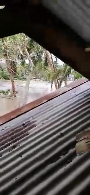 אסון טייפון בפיליפינים: לפחות 49 הרוגים