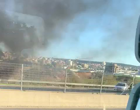 כביש 6 נחסם לתנועה בעקבות רכב שעולה באש