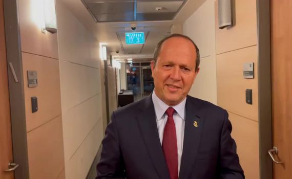 ברקת מגיב לחוק נגדו: "לא מתרגש מקומבינות כאלה"