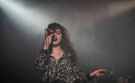 "תהיה לי מים חיים"| יסמין מועלם בסינגל חדש