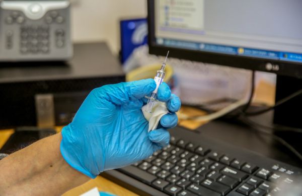 שיפור במצבה של הילדה שהורדמה עקב שפעת