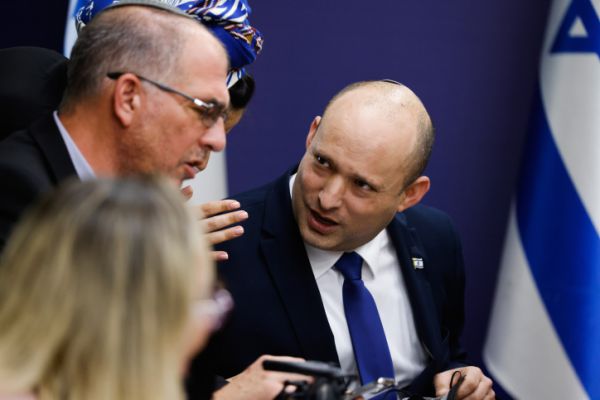 מחלוקת בימינה: מה עושים עם הציונות הדתית?