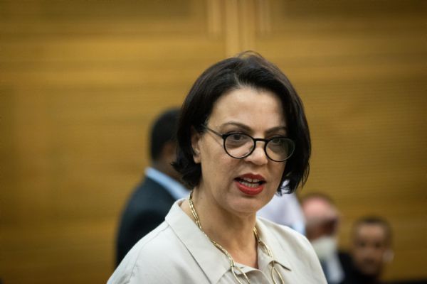 רעל מיזוגני: גלית דיסטל מאשימה את התקשורת