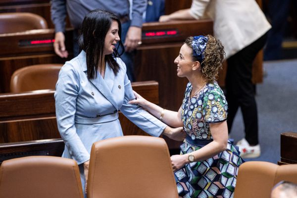 סילמן פונה לאופוזיציה: אשרו קיזוז לשירלי פינטו