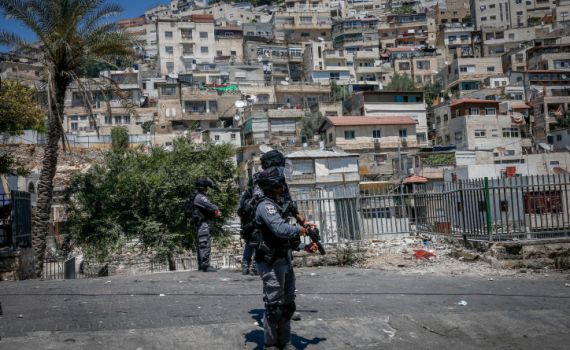 בקבוקי תבערה יודו אל עבר בית בכפר התימנים