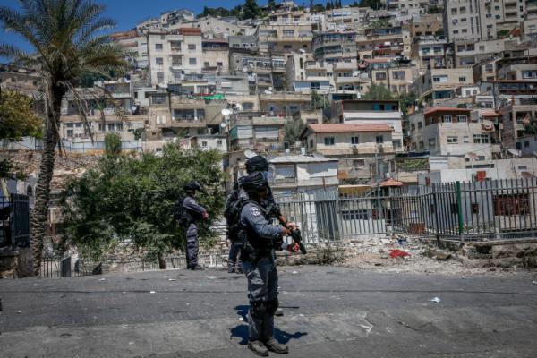 בקבוקי תבערה יודו אל עבר בית בכפר התימנים