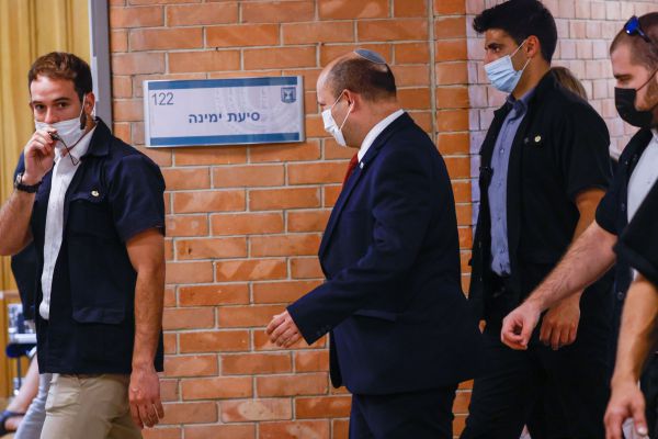 בנט סילק את סילמן מישיבת הסיעה: "את לא מובכת?"