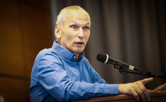 בר-לב מסתייג מהביקורת: "על מח"ש לפתוח בבדיקה"