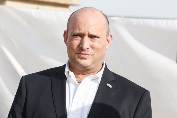 חברי המשותפת תוקפים את בנט: "אתה לא קאובוי"