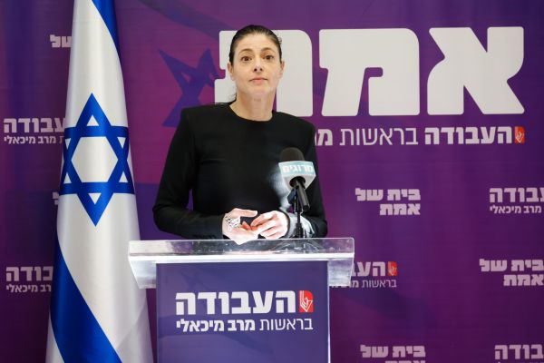אחרי חצי שנה: מה מיכאלי חושבת על בנט? צפו