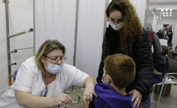 פייזר תגיש בקשה לאישור חיסון ילדים מתחת לגיל 5