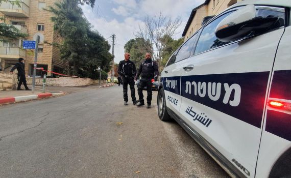 "מסכת התעללות מזעזעת": 4 עובדי מעון לחוסים נעצרו