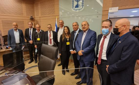 אחרי הביקורת: ועדה חדשה תחליט על שכר הח"כים