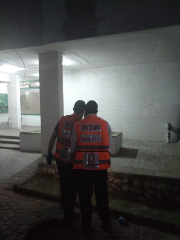 אשדוד: פועל מהשטחים נפל מחלון – מצבו קשה