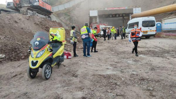 שריפה במנהרה בכוכב הירדן: עשרות נלכדו במקום