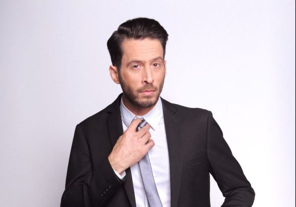 מנחה חליפי: עידו רזנבלום מתכונן לשידור| צפו: