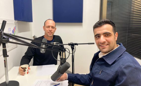 חיבור מפתיע בין הציונות הדתית לחרדים: צוללים עם ישי כהן