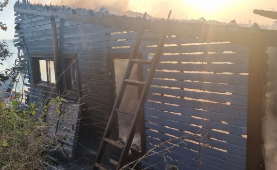 שריפה ביישוב כליל: גבר פונה כשהוא מורדם ומונשם