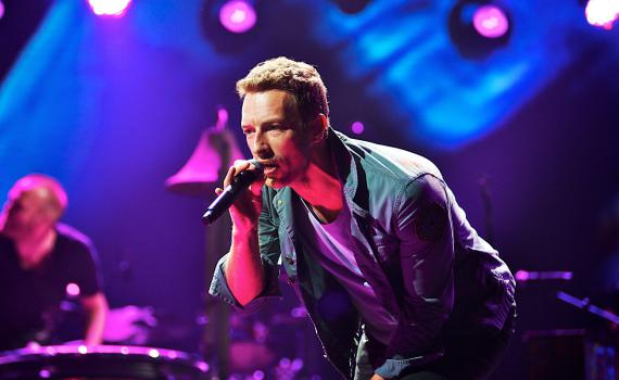 צפו | גיא הוכמן גרם לקולדפליי לעצור את המופע